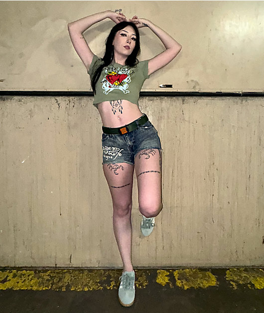 Ed Hardy エドハーディー ジョーツ ショーツ ハート Ed Hardy Heart Dagger Blue Wash Denim Cutoff Shorts | Zumiez