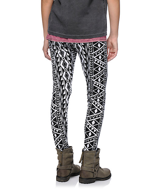 Empyre Black & White Native Print Leggings