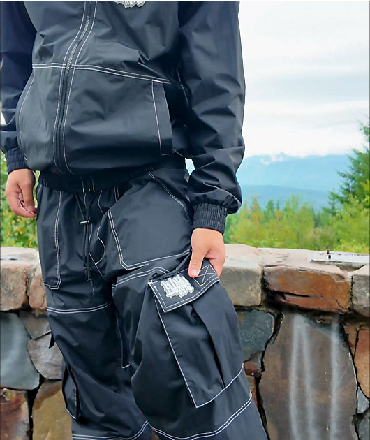 Empyre Keller Caviar 10K Snowboard Jacket video