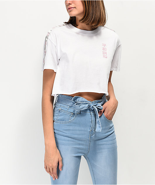 white cropped t