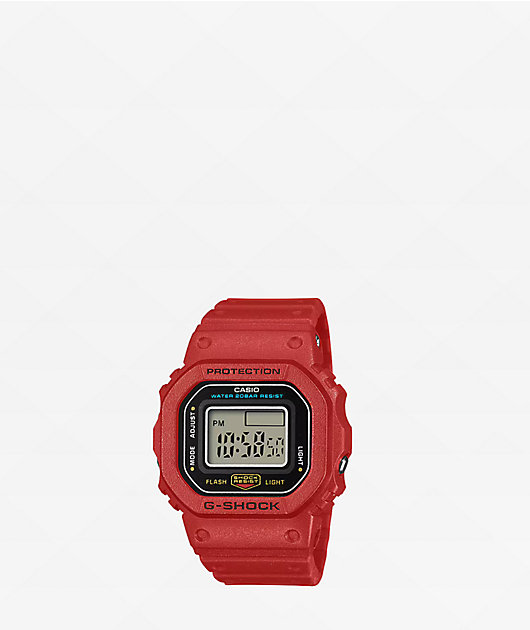 新品　未使用★G-SHOCK リングウォッチ　DWN-5600-9JR レッド G-Shock DWN-5600-9 Red Digital Watch Ring | Zumiez