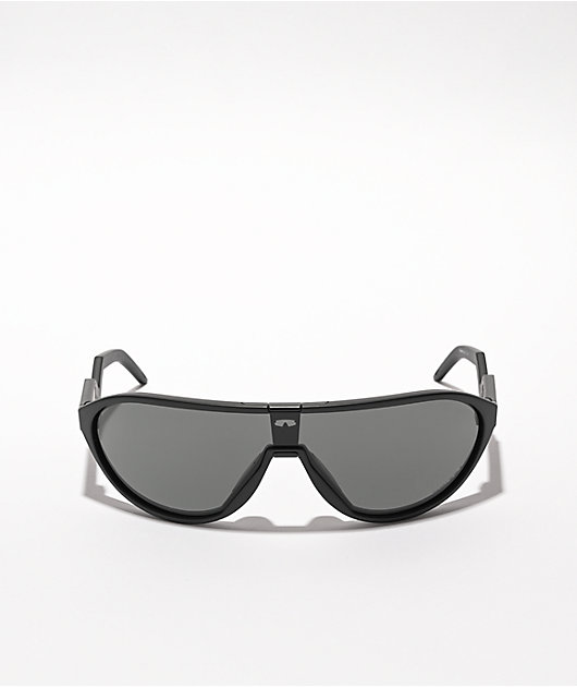 Gafas de sol Oakley CMDN Matte negro y gris Prizm