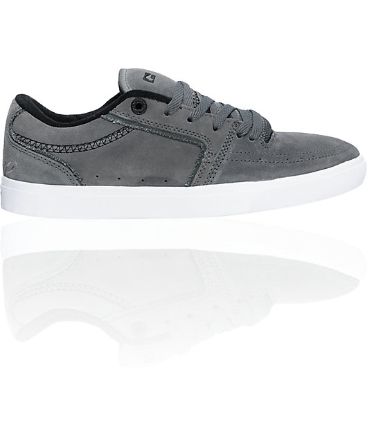 zumiez globe shoes
