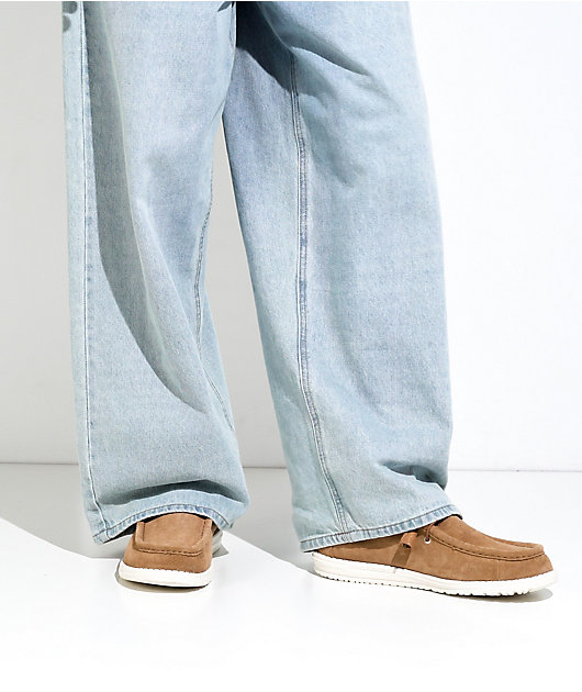 HEYDUDE Wally Suede Shearling Lion Orange & White Shoes video