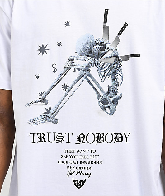 Hasta Muerte Trust Nobody White T-Shirt | Zumiez