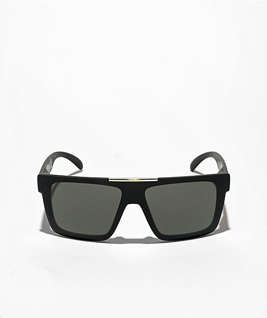 Quatro Sunglasses: Black