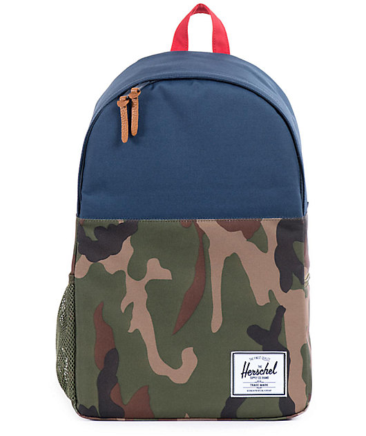 herschel with water bottle holder