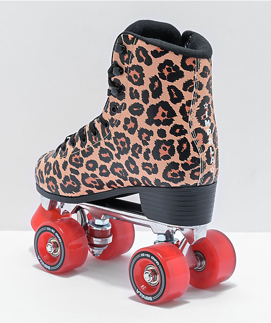 Size: 8 Quad Roller SkatesVegan WomensLeopard IN HAND Impala 