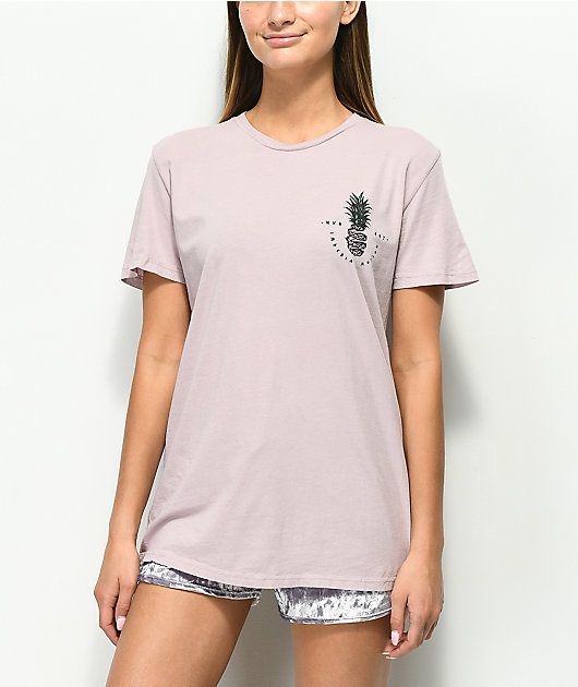 mauve pink tshirt