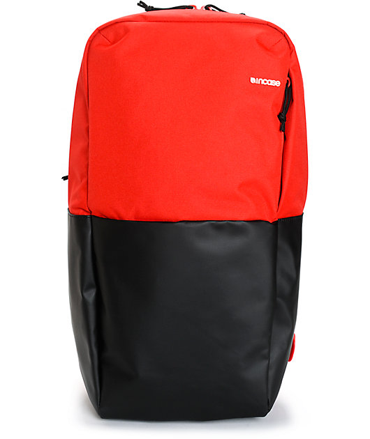 incase staple backpack