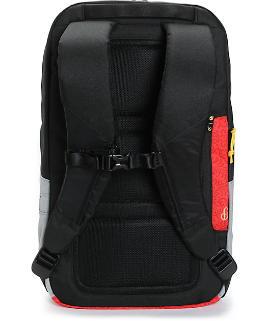 incase cargo backpack