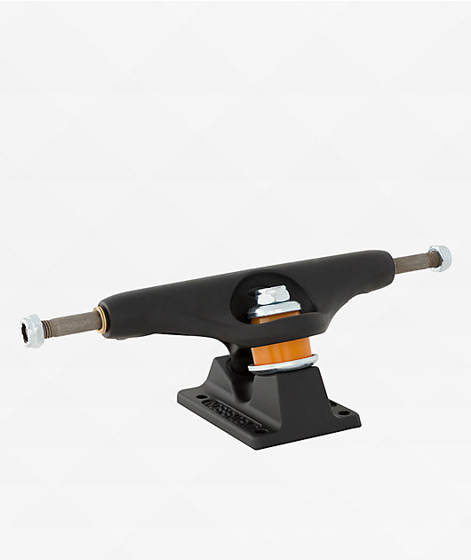 Independent Blackout 139 Stage 11 Skateboard Truck | Zumiez