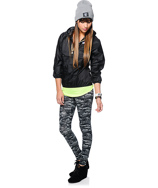 K-Way Noel Klassic Black Pullover Windbreaker Jacket