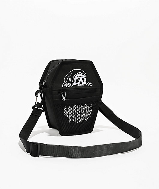 kkk30パック Lurking Class by Sketchy Tank Coffin Black Crossbody Bag | Zumiez