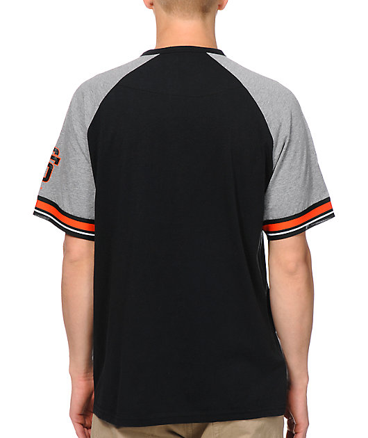 MLB Mitchell and Ness San Francisco Giants Black Henley T-Shirt