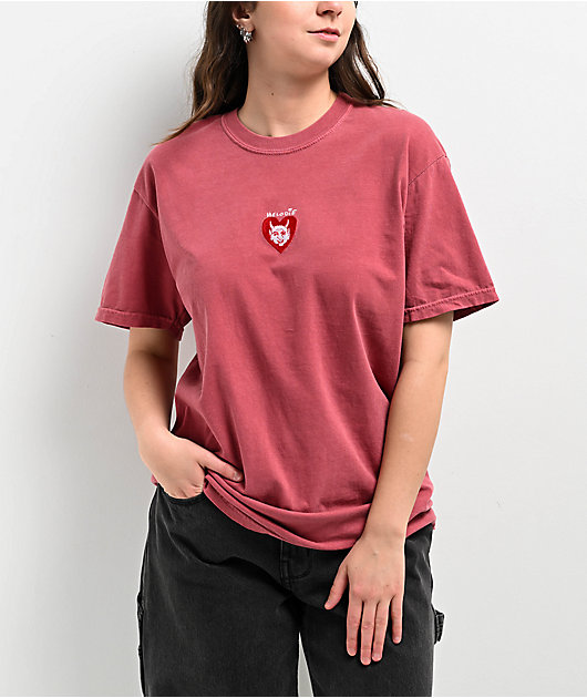 Melodie Cold Hearted Embroidered Boxy Red T-Shirt | Zumiez