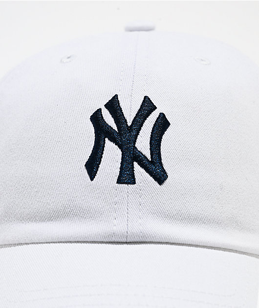 Mitchell & Ness NY Yankees Back Burst White Strapback Hat