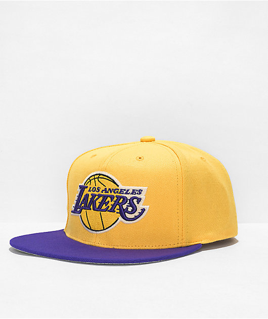 BAIT x NBA x Mitchell And Ness Los Angeles Lakers STA3 Wool Snapback Cap  (gold)