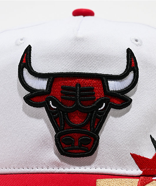 Mitchell & Ness Chicago Bulls Shooting Stars White & Red Snapback
