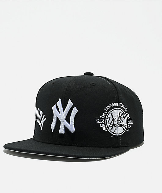 Mitchell & Ness New York Yankees Trifecta Black Snapback Hat | Zumiez