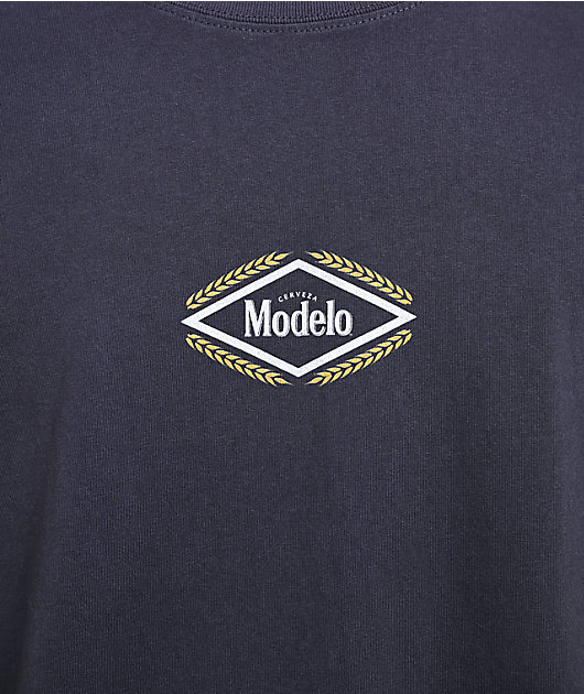Modelo Hops Navy T-Shirt