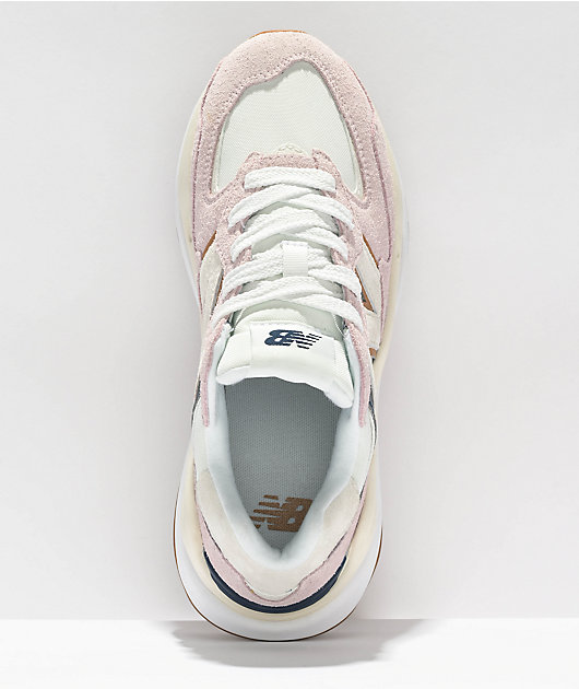 New Balance 5740 Stone, Pink & Sea Salt Shoes | Zumiez