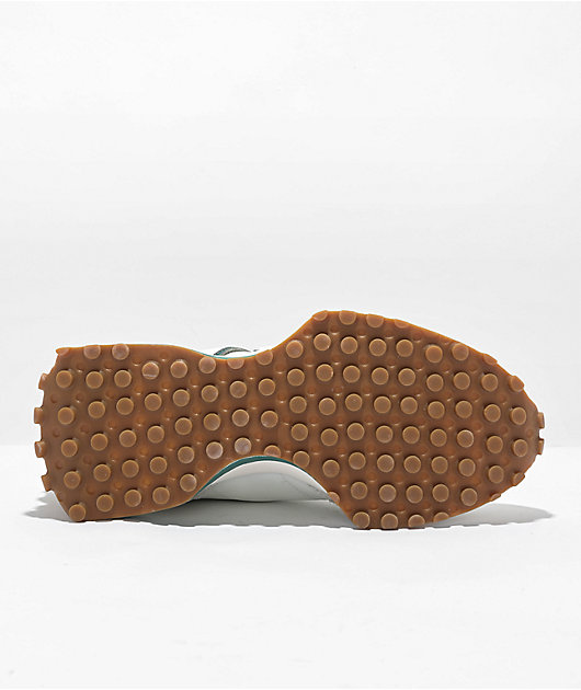 New balance top waffle shoes
