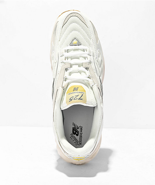 New balance store white gum