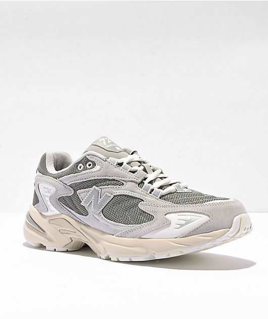 new balance 725
