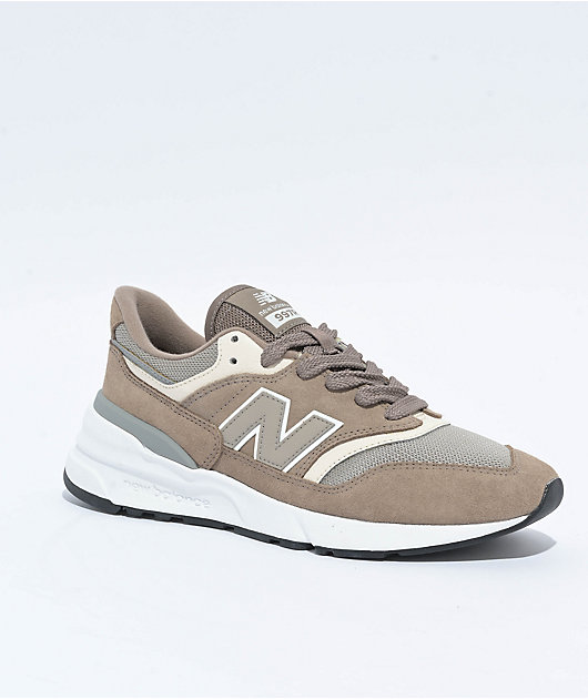 スニーカー New Balance 997R Shoes New Balance Lifestyle 997R Mushroom & Linen Shoes | Zumiez