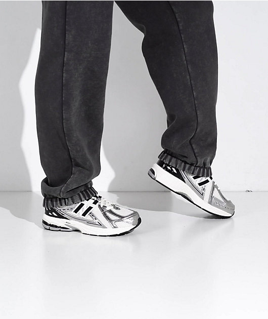 New Balance Lifestyle Kids 1906 Metallic Silver & Black Shoes video