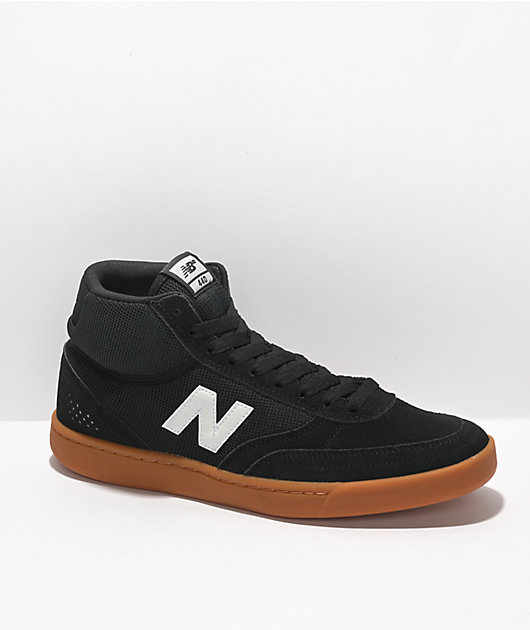 New Balance Numeric 440 zapatos de skate de perfil alto negros y color goma