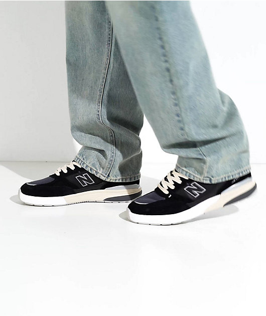 New Balance Numeric 933 Reynolds Black & Eclipse Skate Shoes video