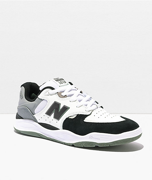 New balance 2025 black n white