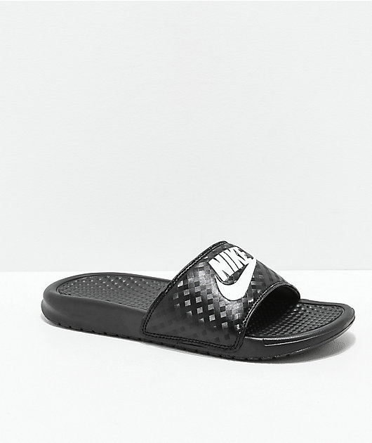 nike benassi checkered
