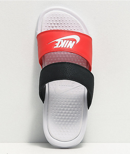 hijo Pekkadillo Vaciar la basura Nike Benassi Duo Ultra sandalias rojas, negras y blancas