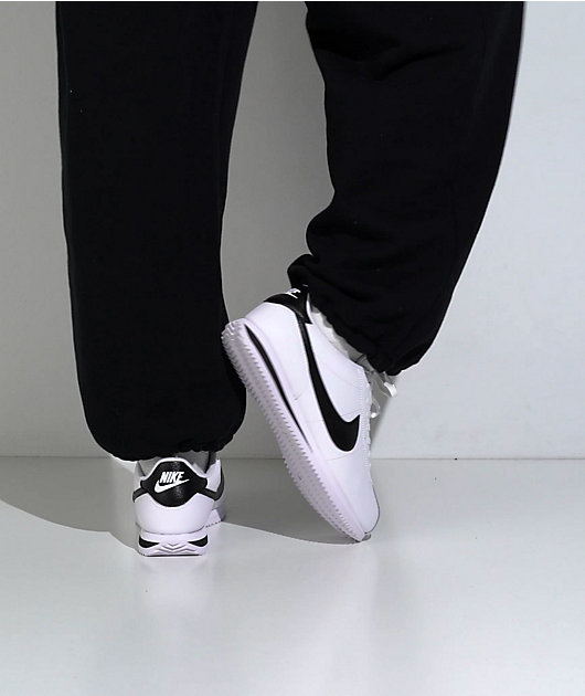 mens white and black nike cortez