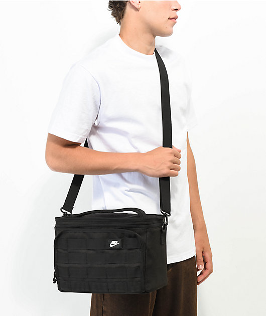 Nike Sportswear Plus Lunch Bag Lunch Bag (9L).
