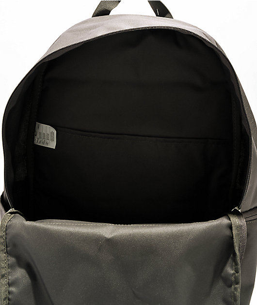 【メンズ・日本未入荷】NIKE Heritage Ash Black バックパック Nike Heritage Ash & Black Backpack | Zumiez