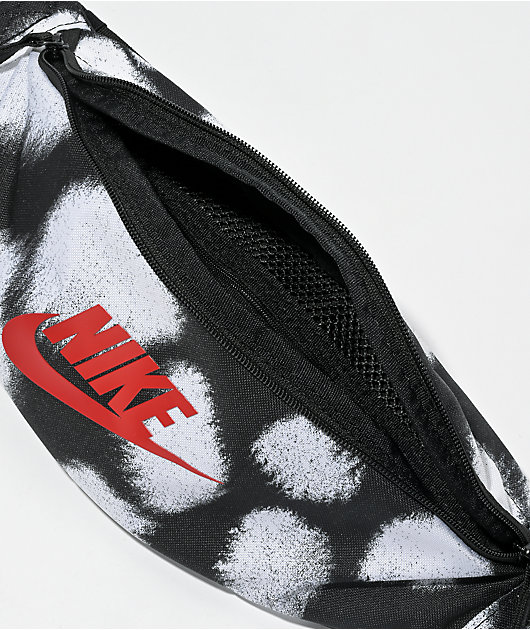 Nike Heritage Black University Red Fanny Pack
