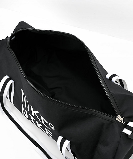 Nike Heritage Duffel Bag (30L)-Black, Polyester