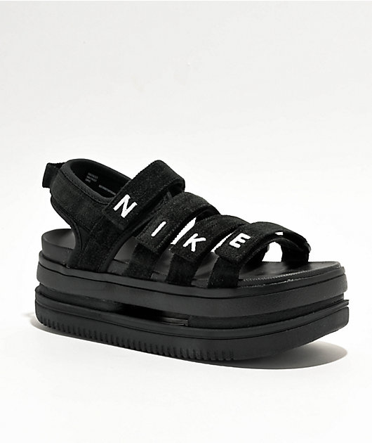 nike sandals at shoe show