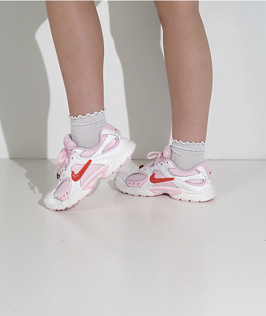 Nike Kid's V5 RNR Summit White, Pink Foam & Playful Crimson Shoes video
