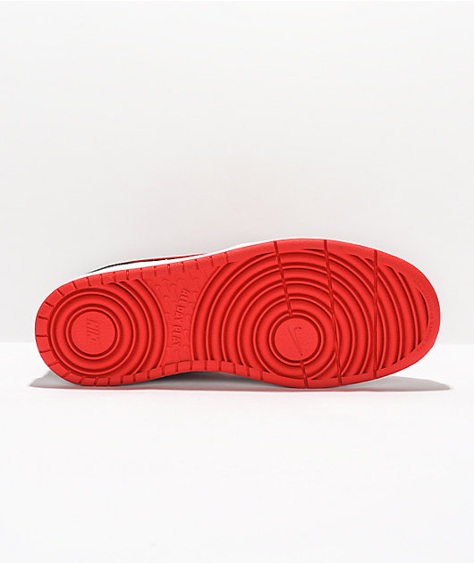 Nike shoes with red on sale bottom