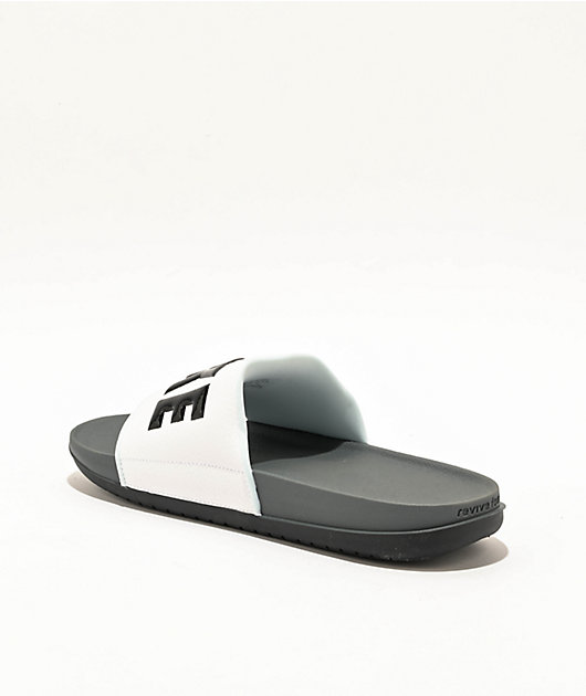 Grey fashion nike flip flops