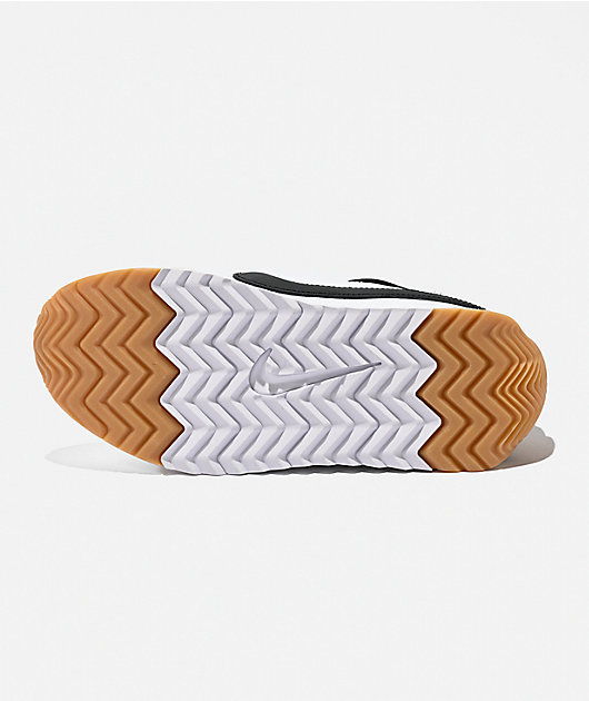 靴 NikeACGAirCairngormMidPlus DarkMaplewood Nike Pacific White & Black Shoes | Zumiez