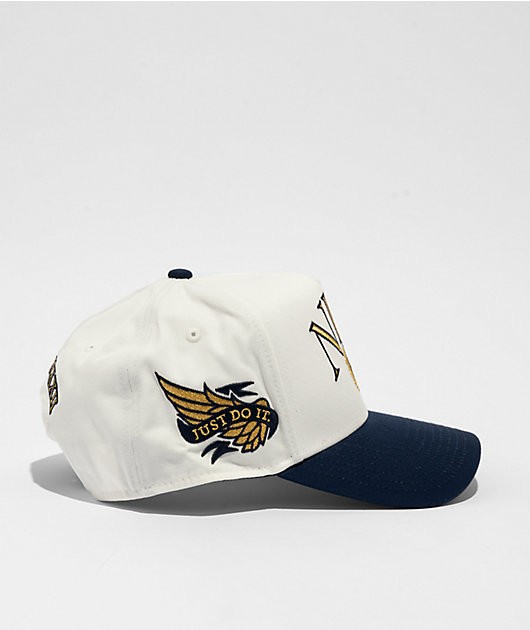 Nike Rise Structured A-Frame Sail & Midnight Navy Snapback Hat
