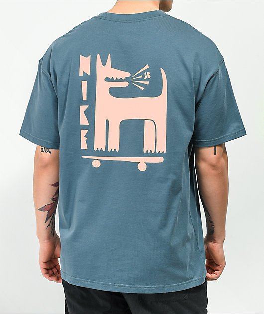 ★海外【NIKE SB】 Barking Mens Tee★ Nike SB Barking Ash Green T-Shirt | Zumiez