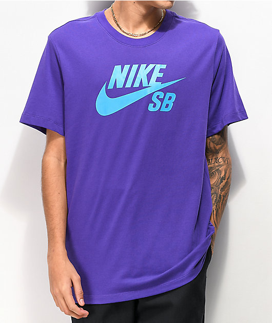purple and grey nike shirt