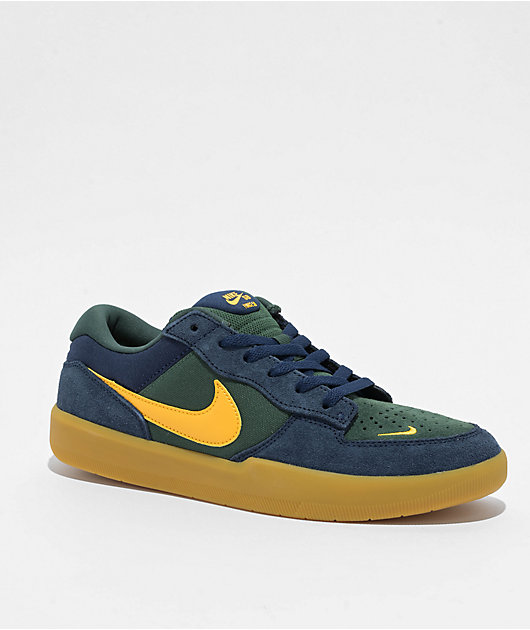 Nike free skates top